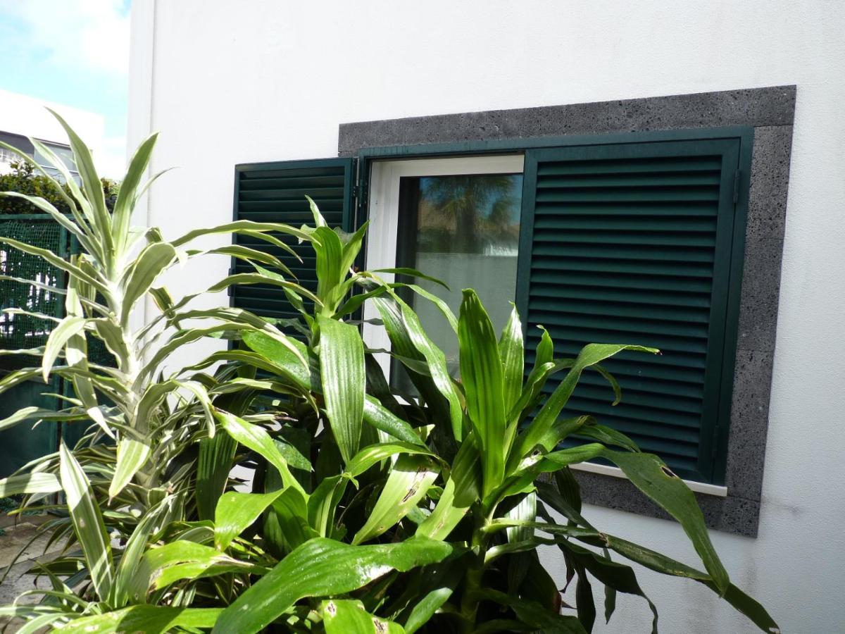 Azores Holidays House -B&B - Suites - Self Check-In Keyboard 蓬塔德尔加达 外观 照片
