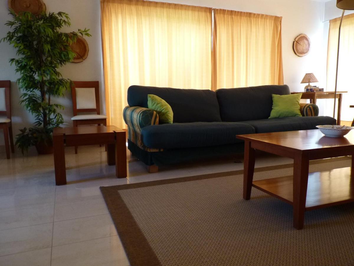 Azores Holidays House -B&B - Suites - Self Check-In Keyboard 蓬塔德尔加达 外观 照片