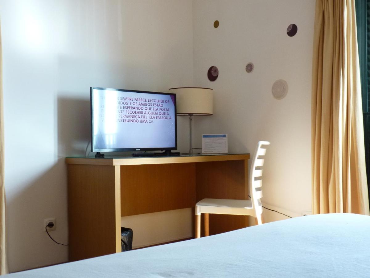 Azores Holidays House -B&B - Suites - Self Check-In Keyboard 蓬塔德尔加达 外观 照片