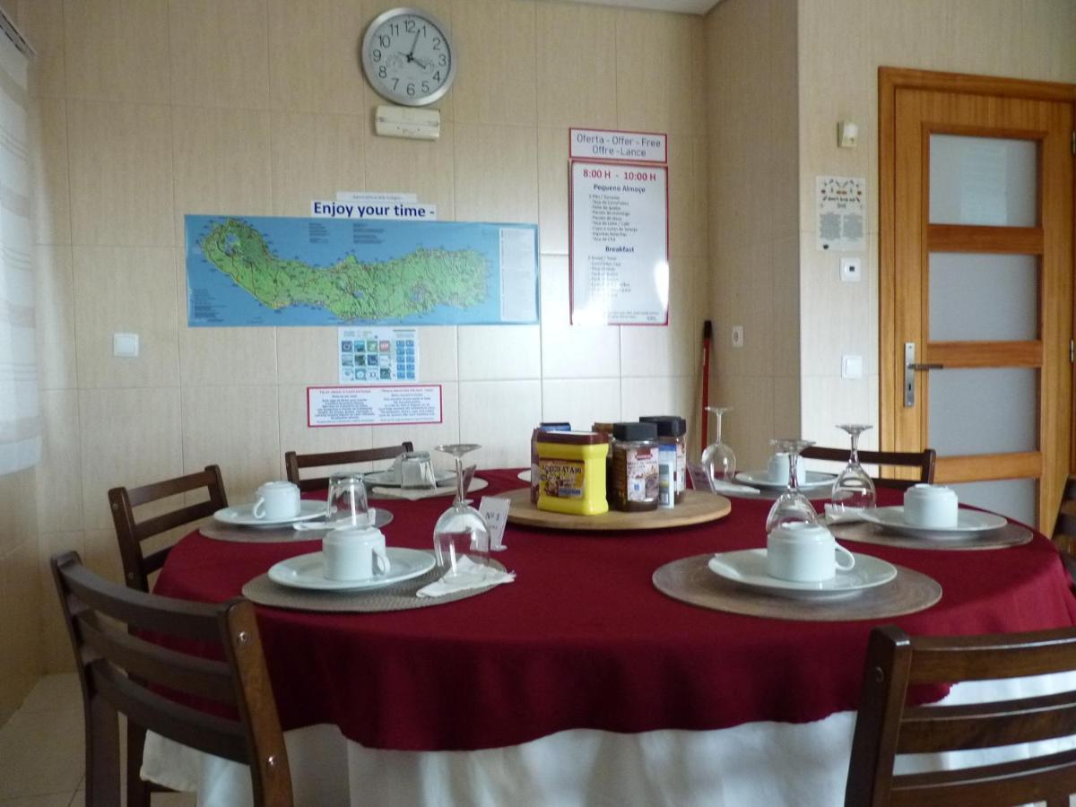 Azores Holidays House -B&B - Suites - Self Check-In Keyboard 蓬塔德尔加达 外观 照片