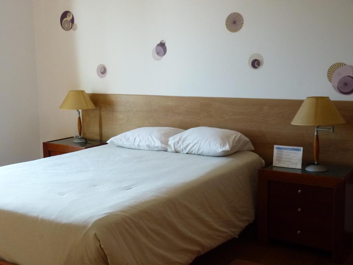 Azores Holidays House -B&B - Suites - Self Check-In Keyboard 蓬塔德尔加达 外观 照片