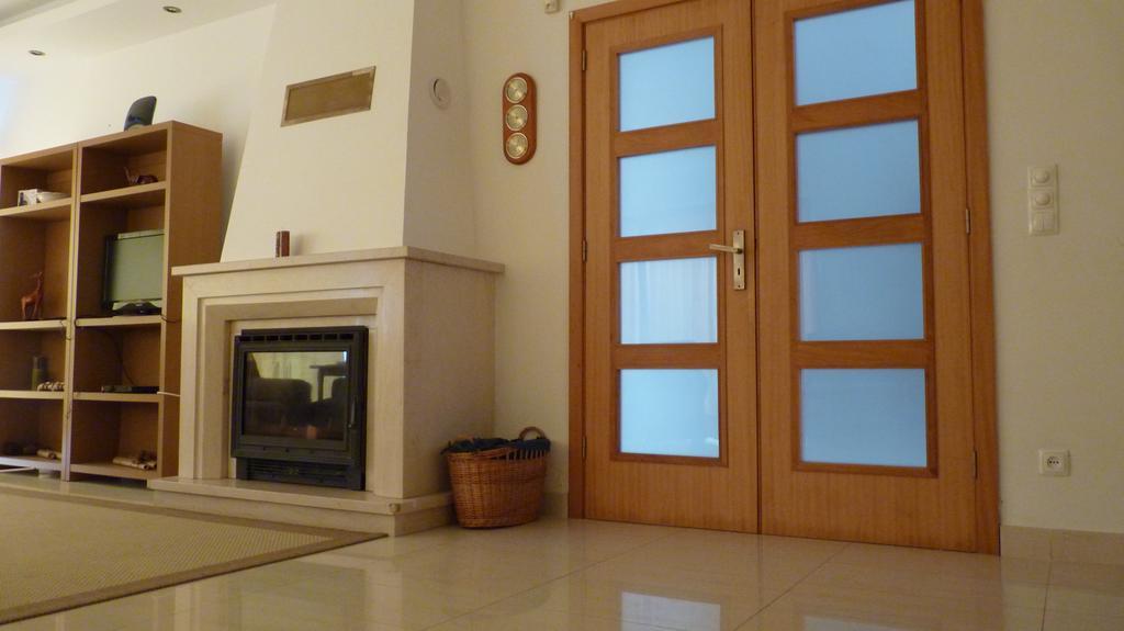 Azores Holidays House -B&B - Suites - Self Check-In Keyboard 蓬塔德尔加达 外观 照片