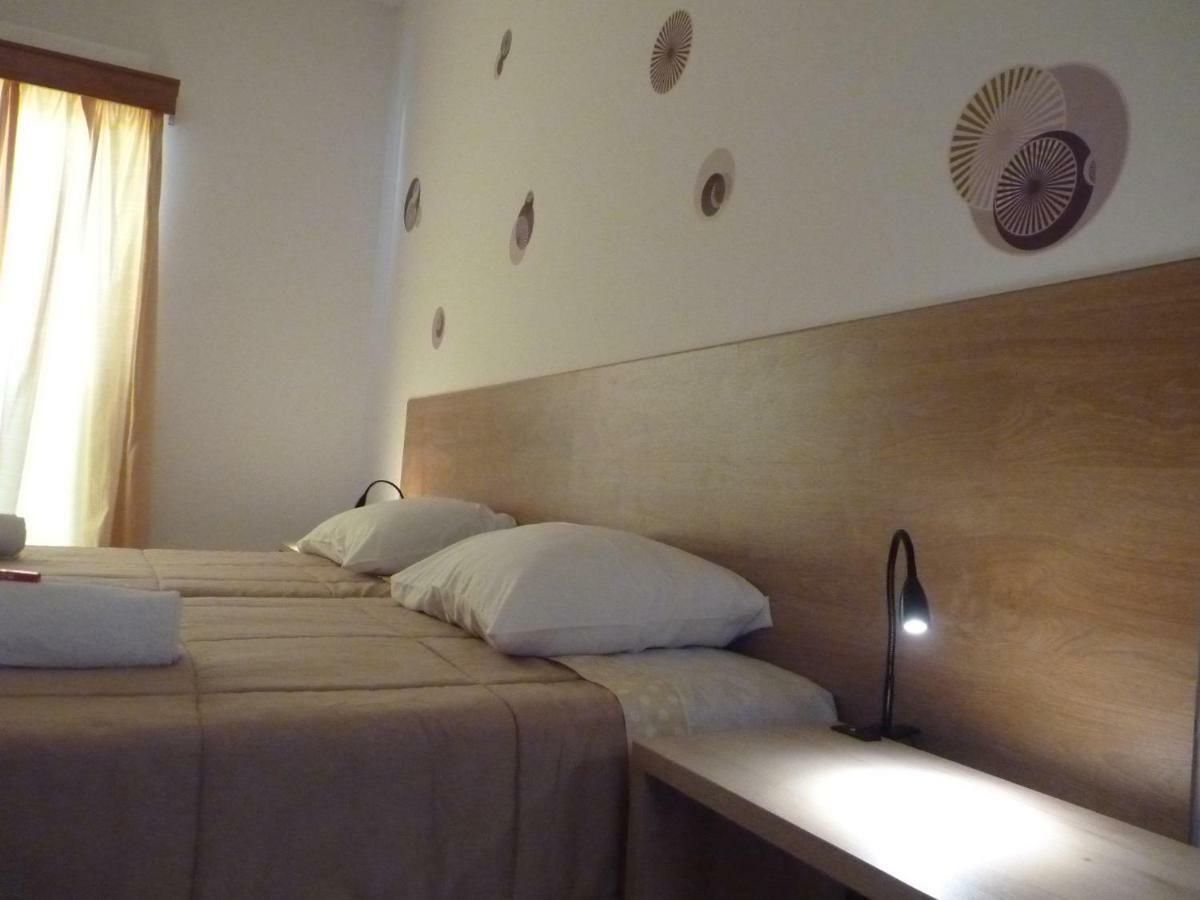 Azores Holidays House -B&B - Suites - Self Check-In Keyboard 蓬塔德尔加达 外观 照片
